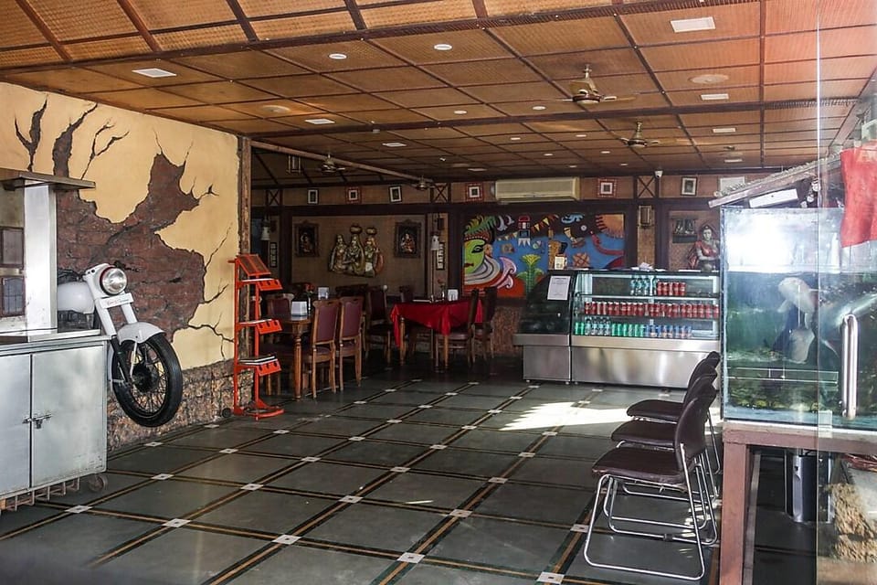 Hotel Benzy Palace , Near Mumbai International Airport Hotel in Mumbai