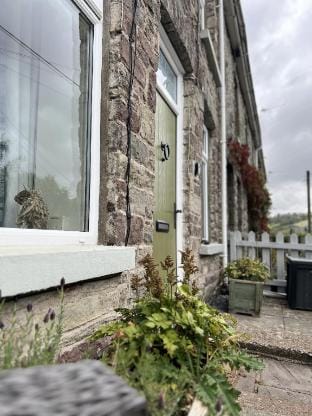 Walkers Cottage Hotel in Wales
