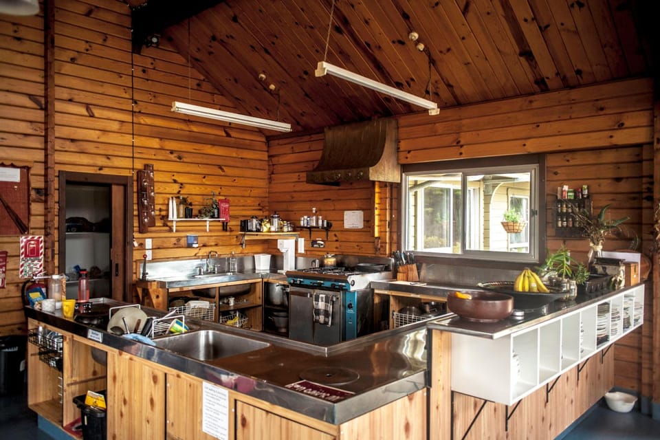 Forest Lodge Hostel in Canterbury