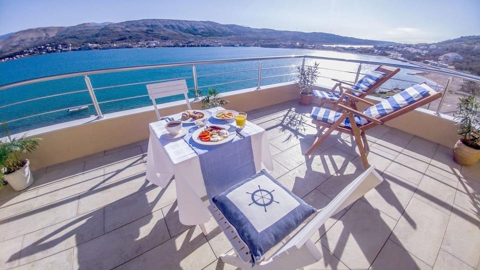 Guest house Revelin Hotel in Zadar County