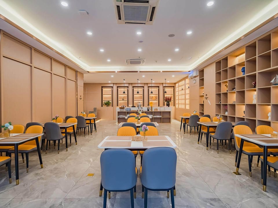 Cheerymay Hotel Jiangmen Wuyi University Donghu Park Hotel in Guangzhou