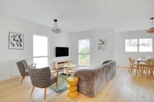 Chic Duplex with Rooftop -3BD/6P- Nogent-sur-Marne Hotel in Nogent-sur-Marne