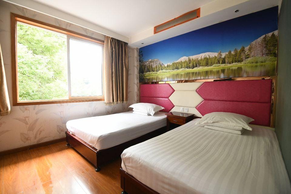 Hangzhou Jinyun Room Hotel in Hangzhou