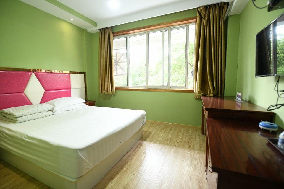 Hangzhou Jinyun Room Hotel in Hangzhou