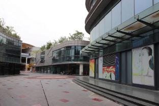 Ru Jia Pebble Hotel (Shanghai Jiayi Road Subway Station) Hotel in Shanghai