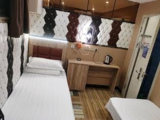 Qiqi Hotel (Nanjing Railway Station Gangzicun Subway Station) Hotel in Nanjing