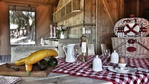 Le Lodge du Domaine Saint Martin Lodge in Besse-sur-Issole