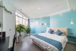 Nanjing Jingtian Hotel (Longmian Avenue Subway Station) Hotel in Nanjing