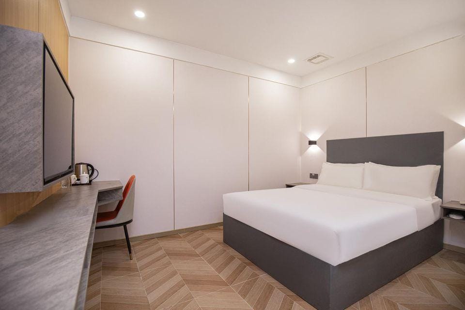 Durian Star Hotel (Nanjing South Railway Station Shuanglong Avenue Subway Station) Hotel in Nanjing