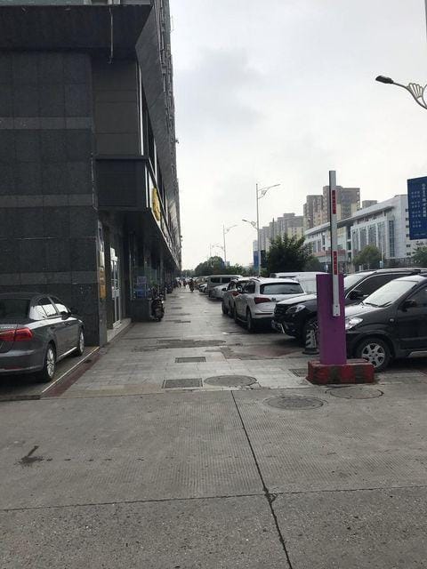 Durian Star Hotel (Nanjing South Railway Station Shuanglong Avenue Subway Station) Hotel in Nanjing