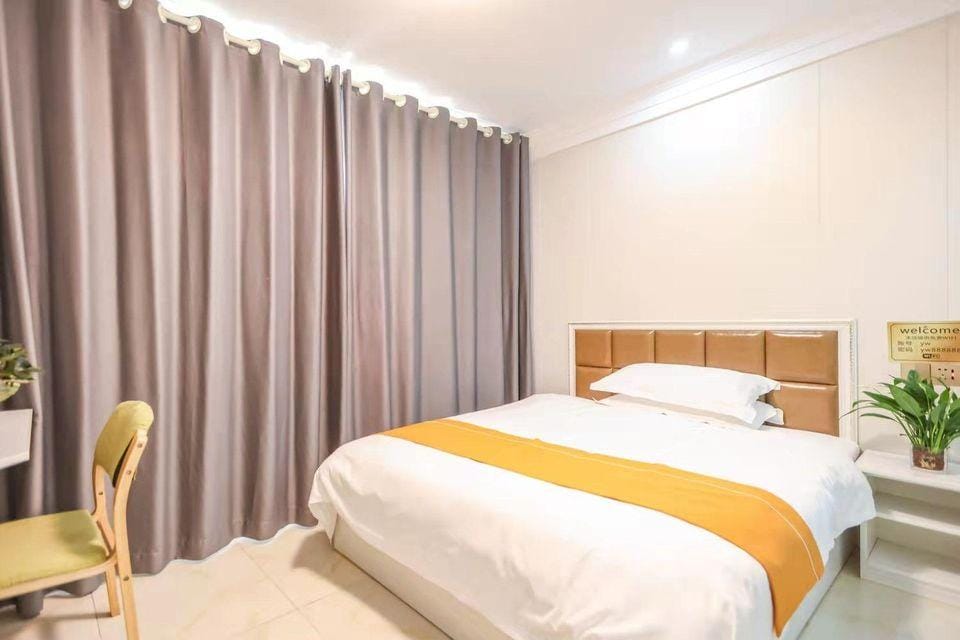 Nanjing Yiwen Hotel (Qikou International Airport Branch) Hotel in Nanjing