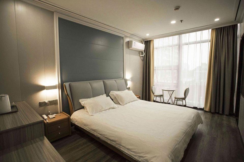 Lianjia Collection Hotel (Wuxi Meili Ancient Town Scenic Area Shuofang Airport) Hotel in Suzhou