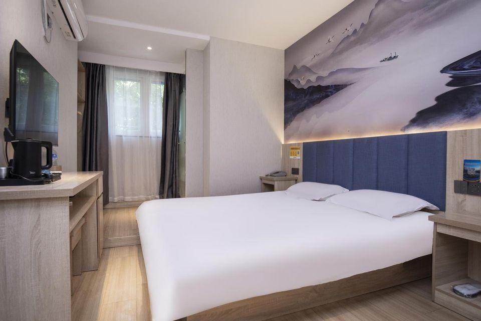 Qingfeng Select Hotel (Nanjing Xinjiekou Zhangfuyuan Subway Station) Hotel in Nanjing