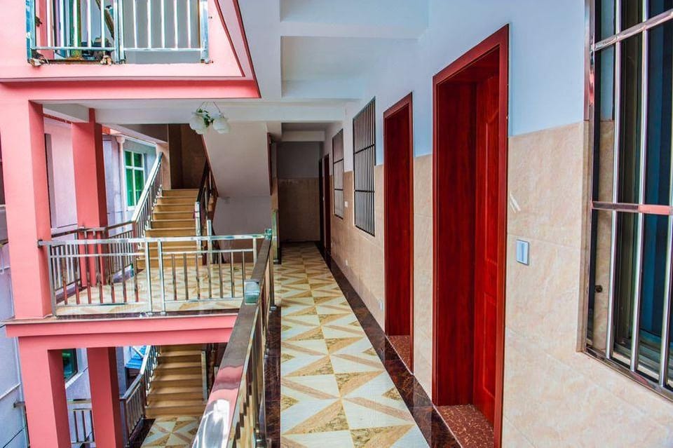 Baihe Farmhouse Hotel in Hangzhou