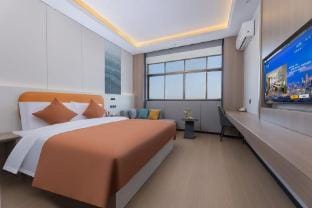 Hualang Lizhi Hotel (Nanjing Yangzi Petrochemical Xinhua East Road) Hotel in Nanjing