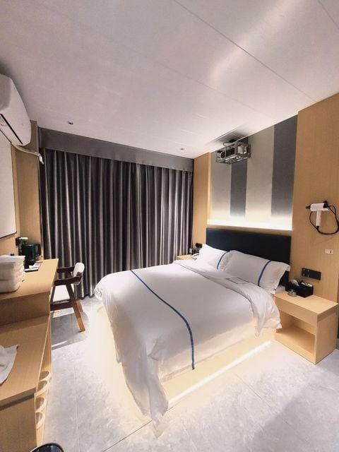 Dongguan Oshika Intelligent Mansion Hotel in Shenzhen