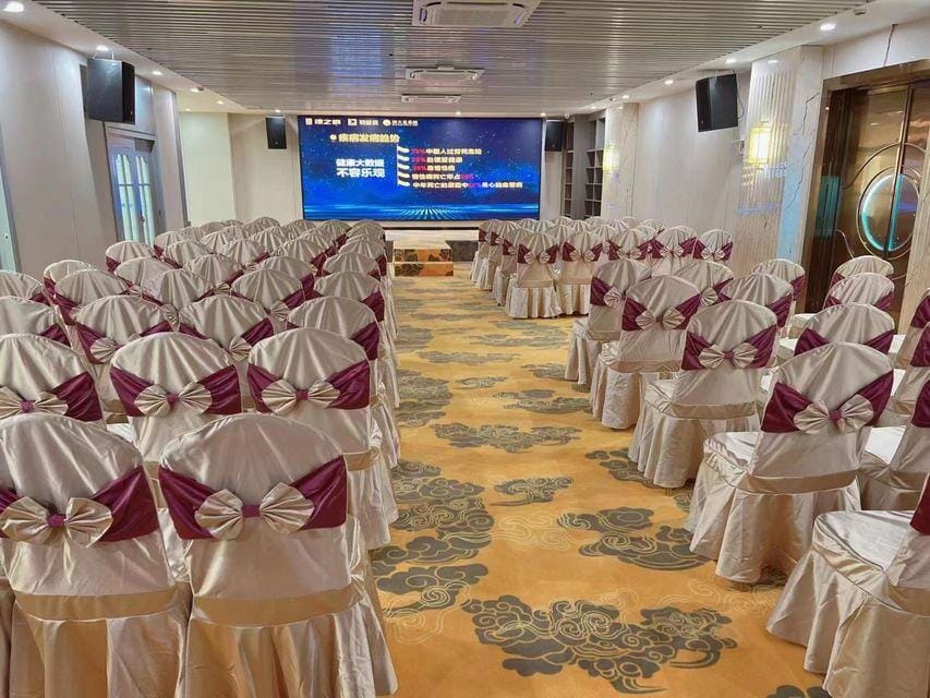 Chongqing Luyu Hotel (Tea Garden Store) Hotel in China