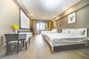 Yanbo Longhua Apartment (Nanjing Olympic Sports Center Children's Hospital Branch) Hotel in Nanjing
