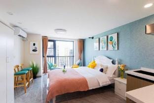 Manyuezhou Cinema Apartment (Longhu New Yicheng Branch) Hotel in Nanjing