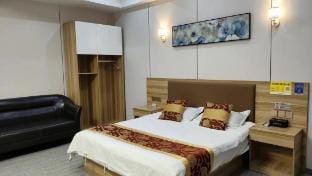 Xincheng Business Hotel, Wuxi Hotel in Suzhou