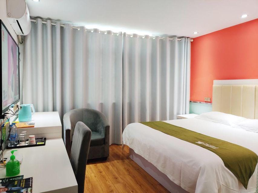 Shell Hotel (Nanjing Gaochun Gucheng Renmin South Road) Hotel in Nanjing