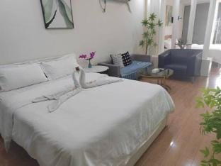 Yimeifan Apartment (Zhongshang Marriott Shanxi Road Branch) Hotel in Nanjing