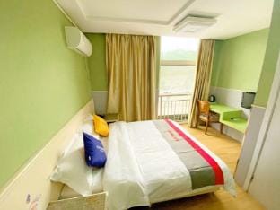 Junyi Chain Hotel (Nanjing Tianyuan East Road) Hotel in Nanjing