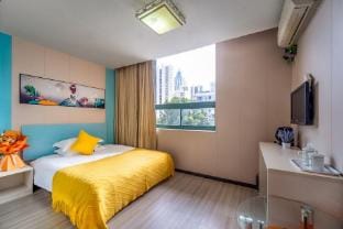 Xinlian Hotel (Xutu Port Subway Station Furniture Expo Center) Hotel in Suzhou
