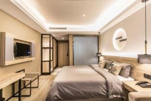 Mibai Art Hotel (Suzhou Wujiang Shengze Oriental Textile City) Hotel in Suzhou