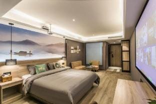 Mibai Art Hotel (Suzhou Wujiang Shengze Oriental Textile City) Hotel in Suzhou