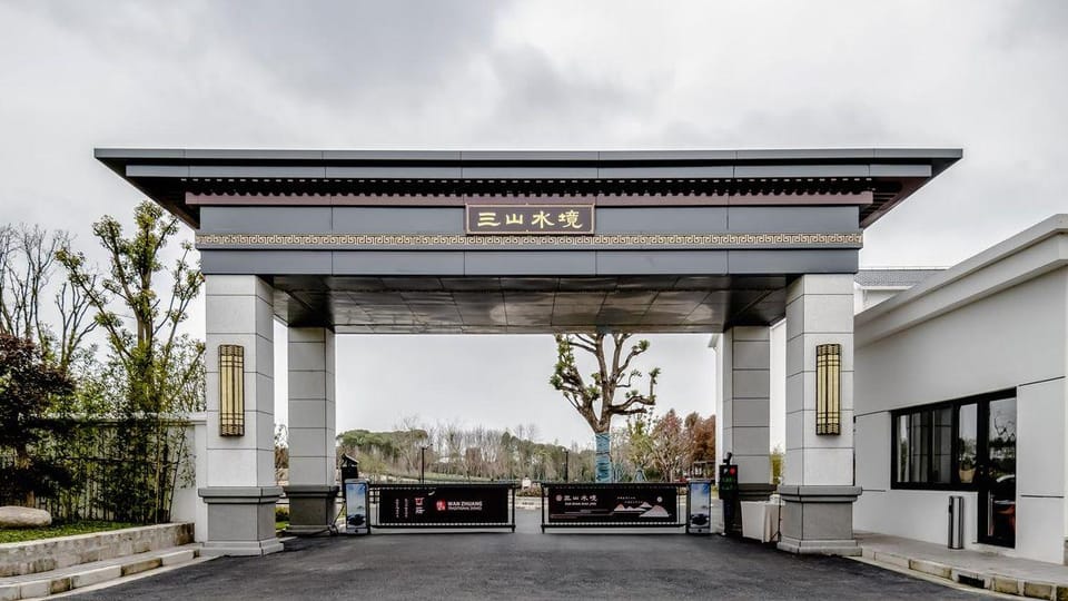 Wanzhi·Sanshan Shuijing Manor Hotel Hotel in Shanghai