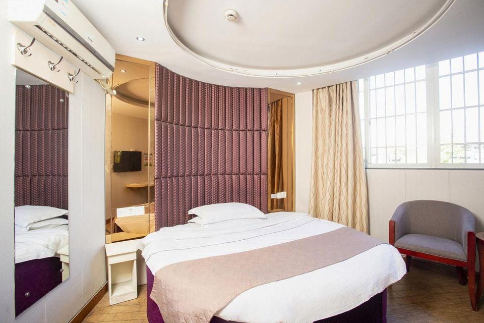 Cailin Hotel (Xiasha University Town) Hotel in Hangzhou