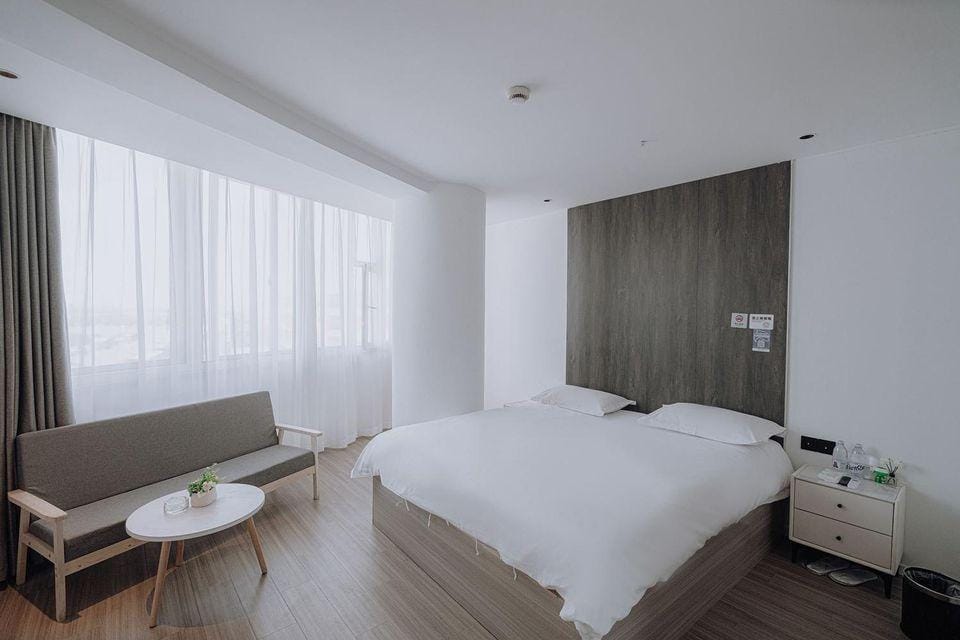 RIVERSIDEHOTEL Hotel in Shanghai