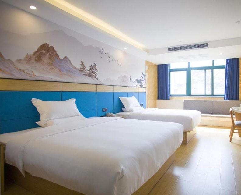 Wangzhangyuan Hotel (Jiande Xin'an River) Hotel in Hangzhou