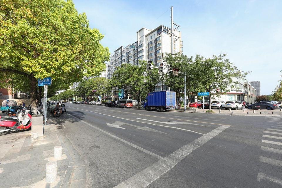 Qingmu Hotel (Nanjing Tianyin Avenue Subway Station Xinting East Road Branch) Hotel in Nanjing