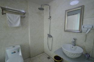 Aoyue Hotel (Nanjing Longhua Road Subway Station) Hotel in Nanjing