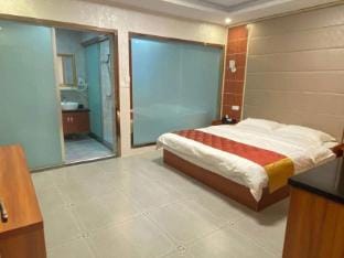 Nanjing Duoya Apartment Hotel in Nanjing
