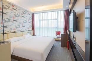 Suzhou Four Seasons Jiangnan Hotel (Wujiang Zhenze Branch) Hotel in Suzhou