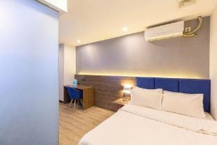 7 Days Premium Hotel (1912 Baijia Lake Subway Station) Hotel in Nanjing