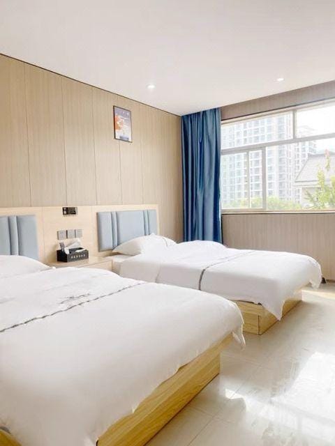 Hangzhou Aolong Business Hotel (Passenger Transport Center Subway Station) Hotel in Hangzhou