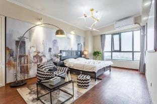 Nanjing Maple Leaf Cinema Serviced Apartment (Taishan Xincun Subway Station) Hotel in Nanjing