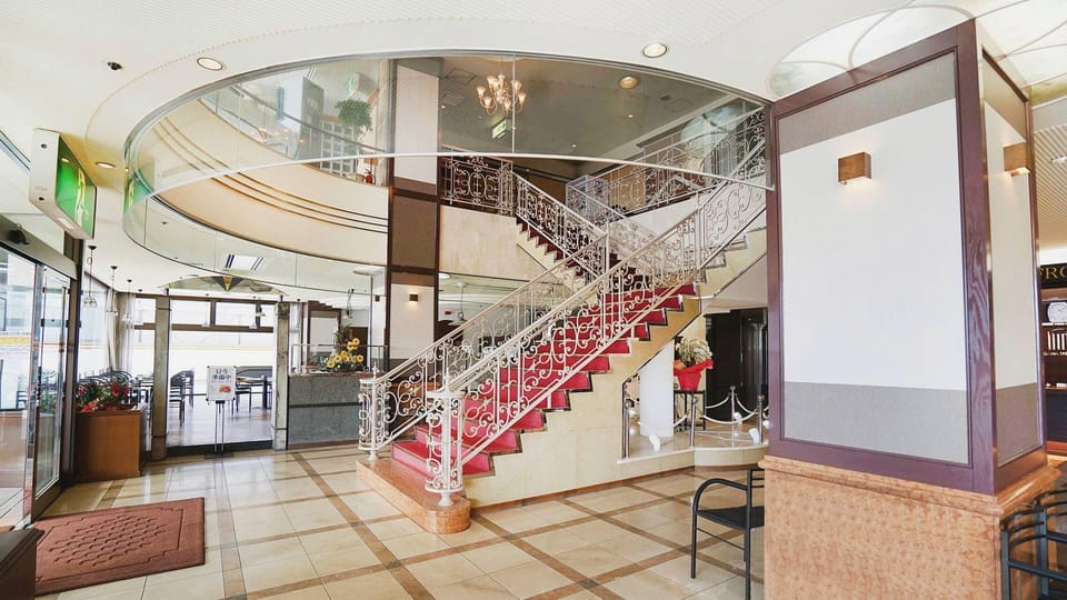 寝屋川トレンドホテル Hotel in Osaka Prefecture