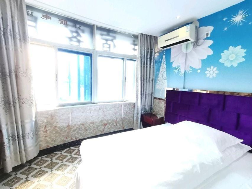 Xiangyue Hostel Hotel in Hangzhou