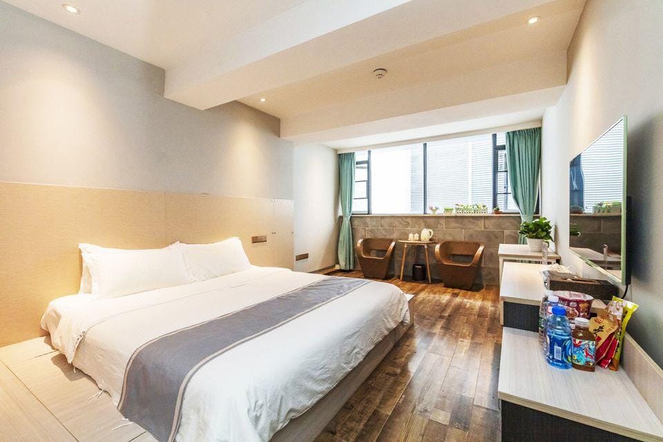 Sincere Hotel (Nanjing Zhushan Road Subway Station Branch) Hotel in Nanjing