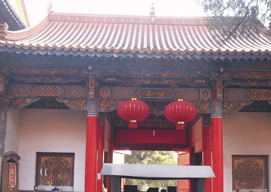 Chuhong Hostel Hotel in China