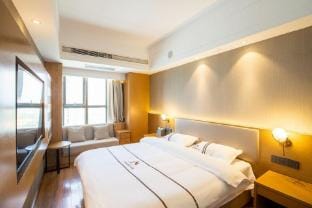 Xinyu Apartment (Nanjing Xianlin University Town Wanda Mao Branch) Hotel in Nanjing