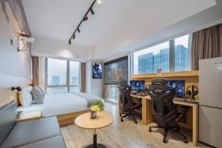 Shudu Bear E-sports Apartment (Nanjing South Railway Station) Hotel in Nanjing