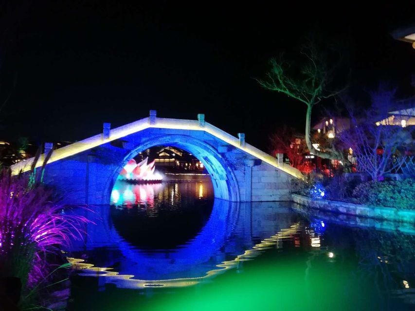 Warm house in Wuxi Hotel in Suzhou