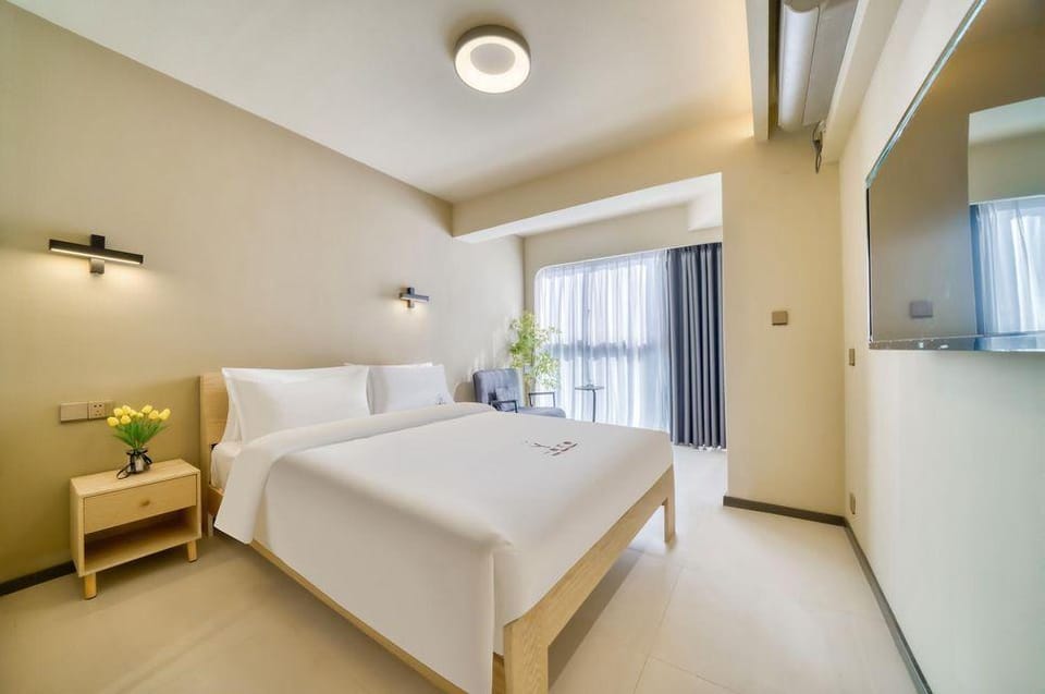 Lilac Cinema Select Apartment (Banshan Mingfu Branch) Hotel in Hangzhou