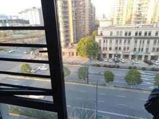 Harbo Cinema Hotel (Dingqiao Longhu Tianjie) Hotel in Hangzhou